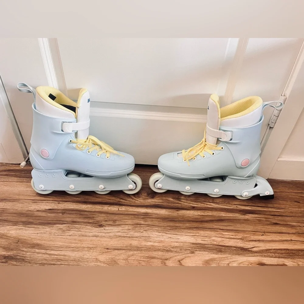 Impala Light Blue Rollerblades with Yellow Laces Size 10 - Picture 2 of 5